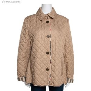 Vintage style burberry brit quilted beige jacket